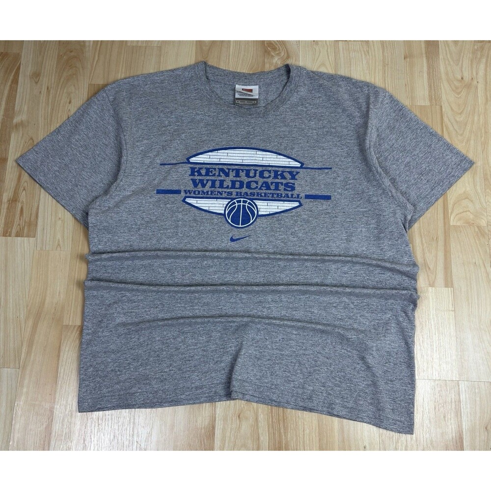Vintage Y2K Nike Center Swoosh Kentucky Wildcats Graphic T-Shirt / Grey / Medium